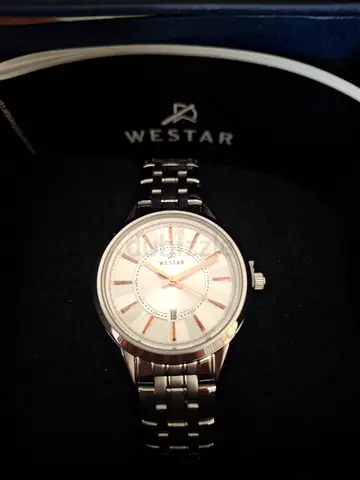 Westar stainless steel womens wristwatch with box