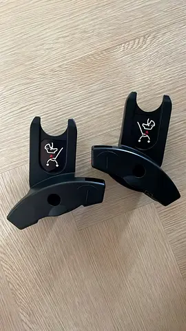 Yoyo car seat adapter (never used)