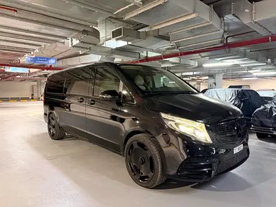 Mercedes-Benz V-Class V 250 2020 GCC Specs | Luxury 7-Seater | Low Mileage