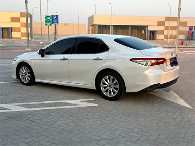 صورة مصغرة 3 لـ 2018 Toyota CAMRY
