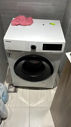 Move out sale 350dhs - Front load washing machine - as good as new