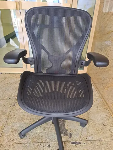 For Sale Herman Miller Aeron Chair Size C Fully Loaded Posture Fit