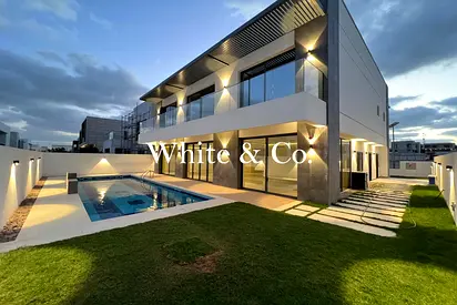 Custom Unit | Large Layout | Private Pool
