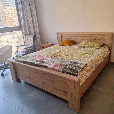 Solid Wood-Style Double Bed Frame in Light Oak -Excellent Condition, look new