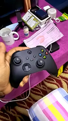 Used Xbox Wireless Controller and mobile stand and tripods - Good Working Condition