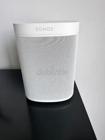 Sonos One (Gen 2 ) PAIR WHITE - Wi‑Fi Smart Speaker in excellent Condition