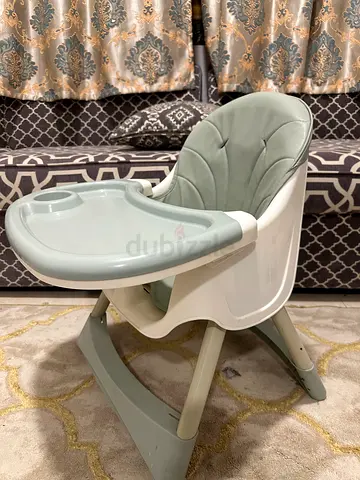 Modern Baby Feeding Chair – Great Condition (Only 80 AED!)