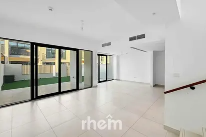 Bright | Vacant | Peaceful Community Living