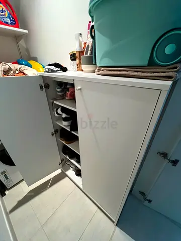 White Shoe Cabinet with Shelves – Compact Entryway Storage