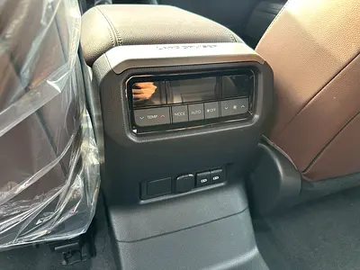 2026 Toyota PRADO 照片 6