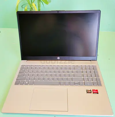 HP 15.6" Laptop - AMD Ryzen 5 7520U, 8GB RAM, 512GB SSD, with Radeon Graphics (2.80 GHz)