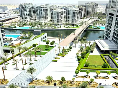 Stunning Canal n Lagoon View, 2 Bed, High Floor
