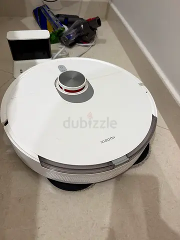 Xiaomi Robot Vacuum (working, good condition)