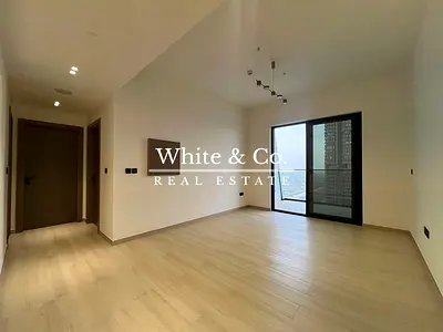 Skyline View | Corner Unit | September