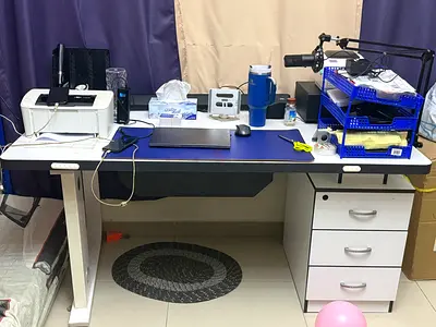 Office table - moving out