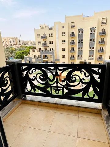 Best Deal | Notice served | Near to community