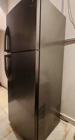 LG 400LTR two-door refrigerator - Good working condition