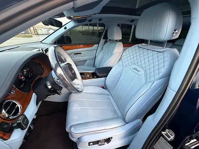 2022 Bentley BENTAYGA — миниатюра 17