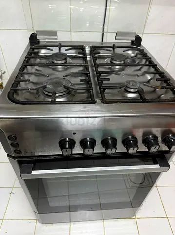 Stainless Steel 4-Burner Gas Cooker with Oven - Used, Working