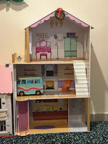 Doll House