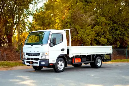 Mitsubishi Canter Cargo Body | Diesel | GCC Specs | Ref#M05104