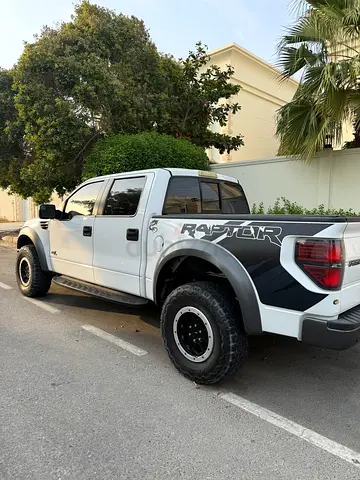 Ford F-150 Raptor SVT 2014 GCC Specs - Well Maintained - Upgraded Exhaust