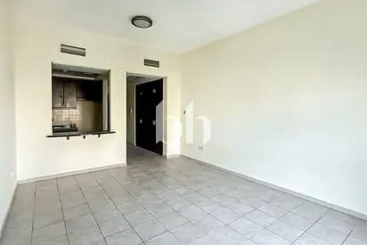 Unfurnished | Mid floor | Managed