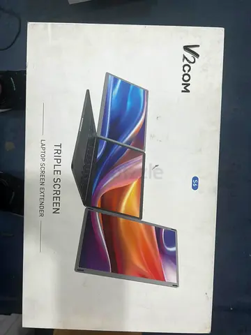 V2COM Triple Screen Laptop Monitor Extender - 15.6" (boxed)