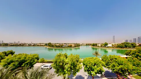MAIN LAKE VIEW | 8 BEDROOMS | LARGE VILLA