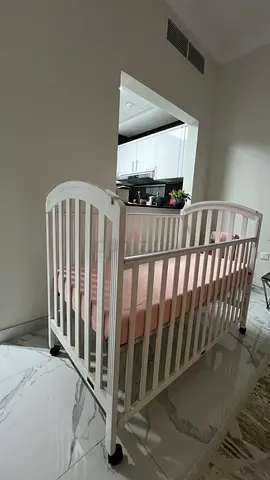 Baby crib for sale