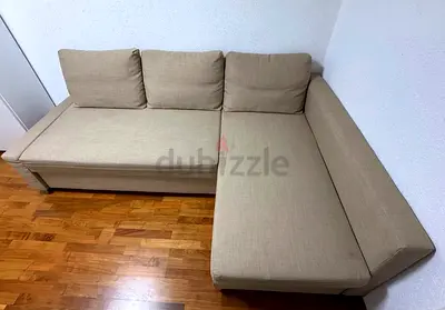 Beige L-shaped Sofa with Chaiselongue