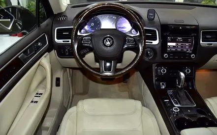2015 Volkswagen TOUAREG — миниатюра 12