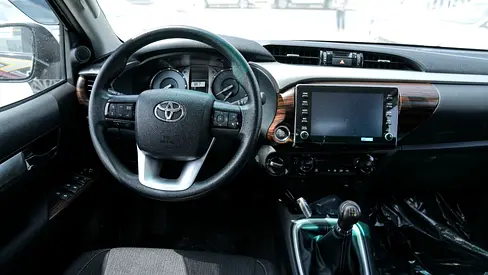 صورة 16 لـ 2026 Toyota HILUX