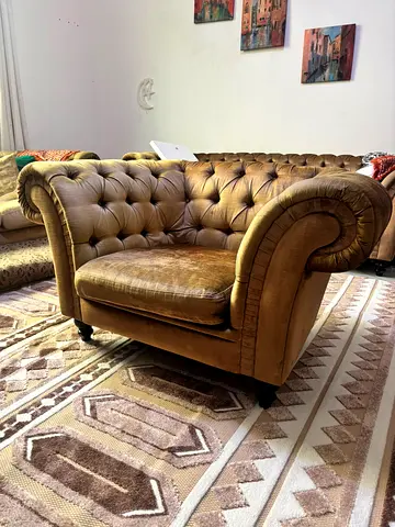 Vintage tufted single-seater Chesterfield armchair - Muted Camel Color