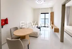 Skyline View Studio | Flexible Cheques | Pool Area