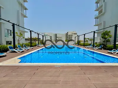 استوديو واسع | غير مفروش | جاهز للسكن