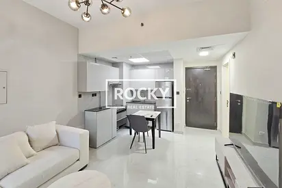 Fully Furnished | Community View | Upgraded