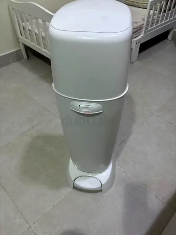 Simplehuman-style Diaper Bin / Nappy Bin – White, Used