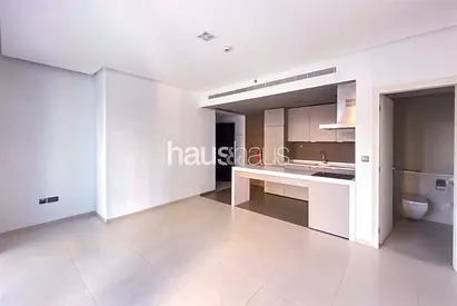 Chiller Free | Modern | Close to Metro