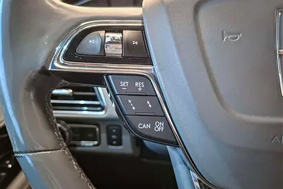 2018 Lincoln NAVIGATOR — миниатюра 14