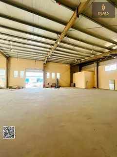 Premium 8,000 Sqft Warehouse with 190 kW Power & Labour Accommodation – Umm Al Quwain