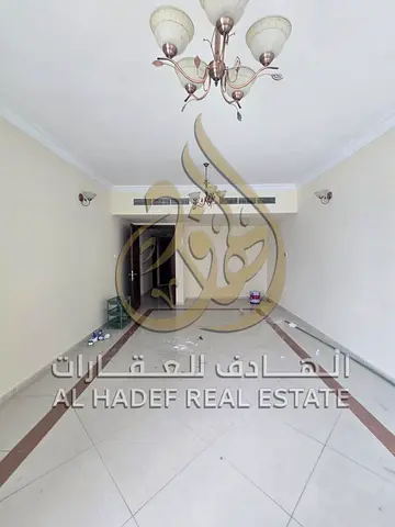 Built-in wardrobes Luxurious finishes Spacious layout Free gym Free swimming == pool Free parking Master bedroom. *- Storage room. *- Three bathrooms.