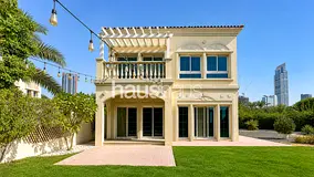 Corner Villa | Park Facing | Newly Renovated!