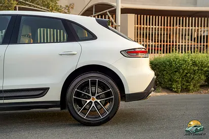 Porsche Macan Standard, миниатюра 6