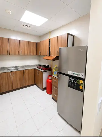 MALE BED SPACE IN 449 ALL BILLS INCLUDED - STAFF - FULL ROOM