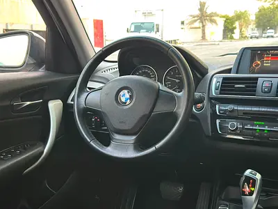 صورة 11 لـ 2016 BMW 1-SERIES