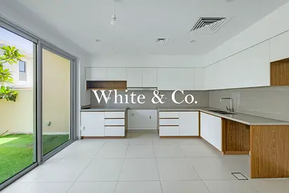 Single Row | Modern Finishes | Vacant Now