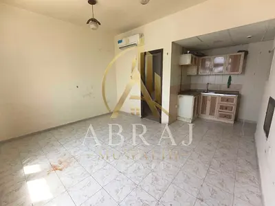 Spacious Studio with separate kitchen closed to Safari mall