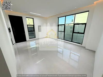فيلا للبيع بسعر لقطة جاهزة للسكن بالكهرباء والماء والمكيفات بموقع هادئ ومميز طابقين قريب السوق الصيني