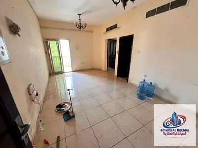 غرفتين صاله بلكونه مساحه كبيره مطبخ كبير 2 حمام ممتازه تكييف غاز مركزي موقع ممتاز ونظيف بجوار مستشفي زليخه